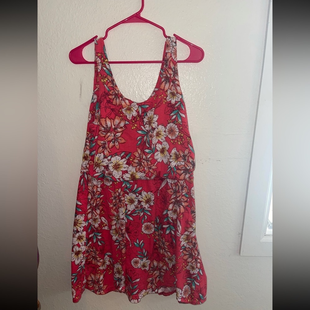 Women’s dress